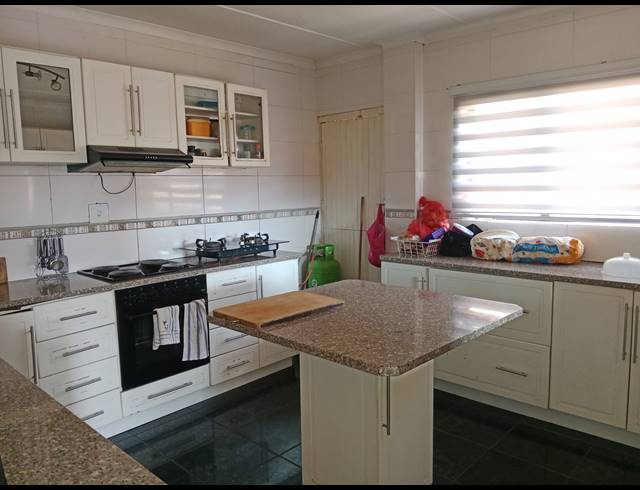 4 BEDROOM FREESTANDING FOR SALE IN NORTHDALE